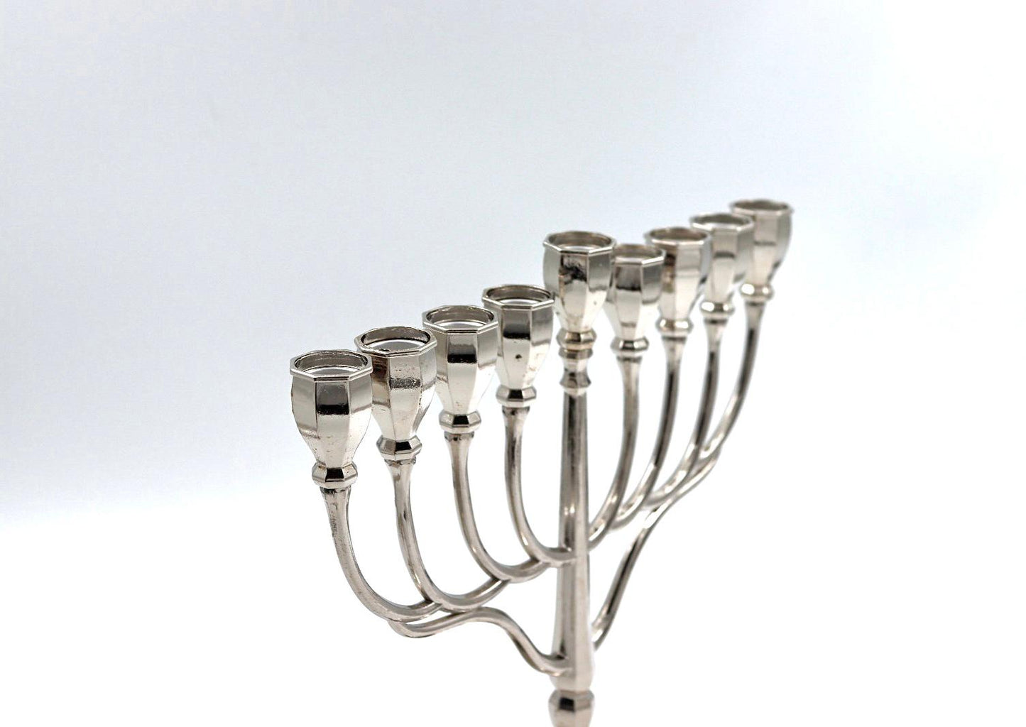 חנוכיה מוכספת