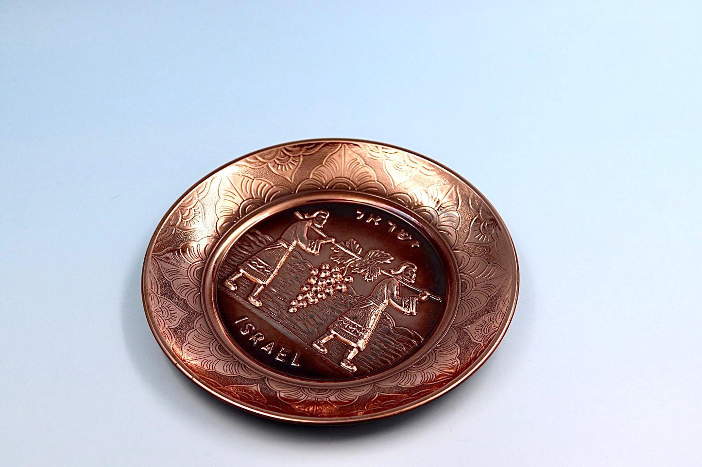 המרגלים