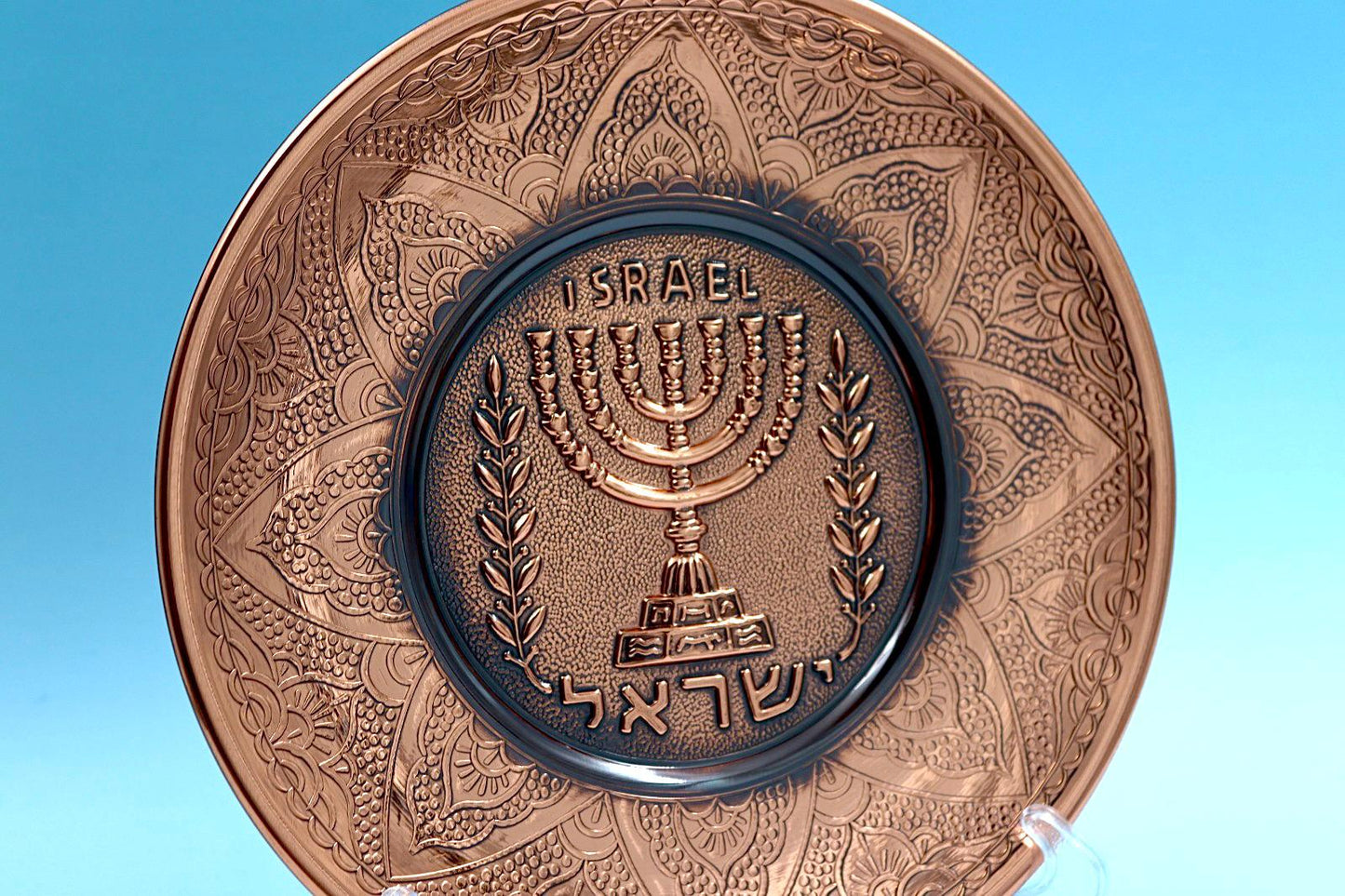 ריקוע נחשות ״המנורה״